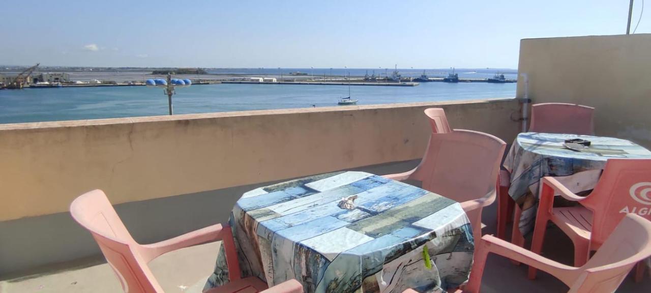The Twins Rooms In Trapani 1 Exterior photo